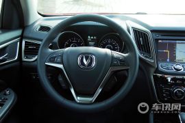 长安汽车-长安CS75-1.8T 自动尊贵型