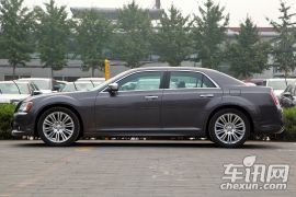 克莱斯勒-克莱斯勒300C（进口）-3.0L 卓越版