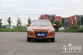 东风裕隆-优6 SUV-2.0T 旗舰型