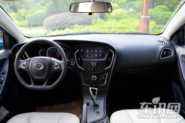 广汽乘用车-传祺GA3S·视界-1.6L 自动至尊ESP版