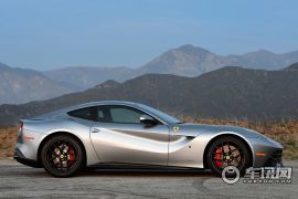 法拉利-法拉利F12berlinetta 2014