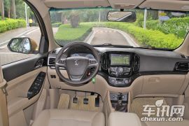 宝骏-宝骏730-1.5L 手动豪华型 7座