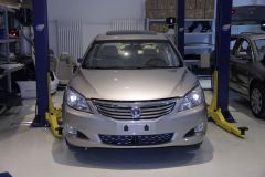 睿骋1.8T 自动尊贵型 京V-外观拆解