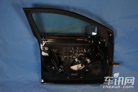 荣威9502.4L 豪华版-内饰拆解