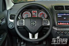 道奇-酷威-2.4L 两驱旅行版
