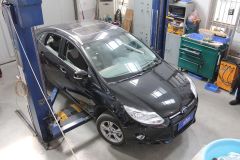 福克斯三厢 1.6L AT舒适型 -外观拆解