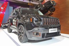 Jeep-自由侠青蜂版