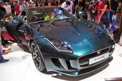 捷豹-F-Type