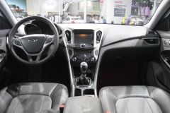 奇瑞汽车-艾瑞泽7魔力版