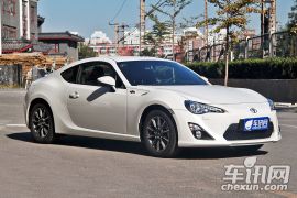 丰田-丰田86-2.0L 自动豪华型