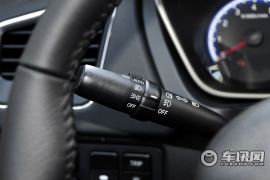 吉利汽车-豪情SUV-2.4L AT两驱尊贵型  