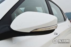 长安汽车-悦翔V7