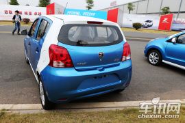 众泰电动车云100上市发布会