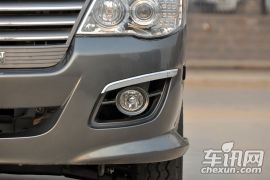 厦门金旅-金旅海狮-2.0L标准轴高级版V19 