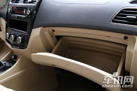 上汽通用五菱-五菱征程-1.8L 豪华型