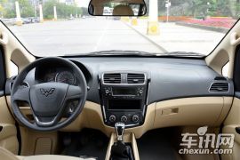 上汽通用五菱-五菱征程-1.8L 豪华型