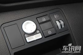 力帆汽车-力帆X50-1.5L 手动尊贵型