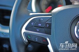 Jeep-自由光-2.4L 都市版