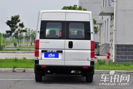 东风汽车-御风-2.5T御利宝物流车中轴中顶ZD25