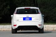 长安福特-福克斯-两厢经典 1.8L 自动酷白典藏版