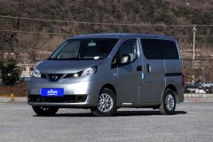 NV200