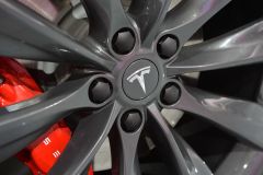 TESLA-MODEL S