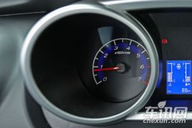 长安汽车-欧诺-1.5L金欧诺精英型  ￥5.09