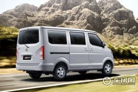 一汽吉林-佳宝V77