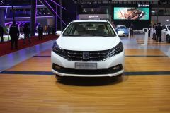 众泰汽车-众泰Z300