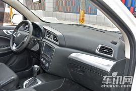 天津一汽-骏派D60-1.8L 自动尊贵型