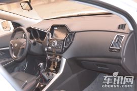 华泰汽车-新圣达菲-1.5T 手动两驱汽油豪华型