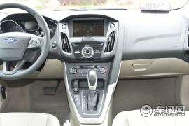 长安福特-福克斯