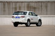 丰田-Fortuner-2.7L 标准版