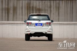 丰田-Fortuner-2.7L 标准版