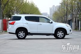 江西五十铃-五十铃mu-X-3.0T 四驱自动尊享型 7座