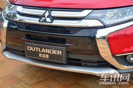 三菱-欧蓝德-2.4L 四驱精英版 5座