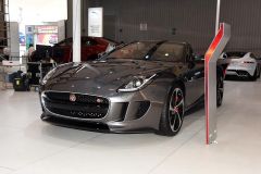 捷豹-F-Type