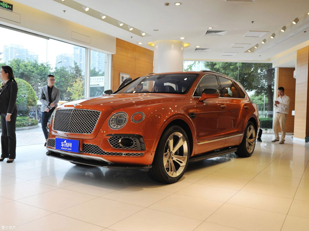 2019款宾利添越4.0T调整关税 年底狂降价