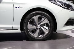 北京现代-索纳塔九混动