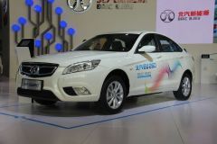 北汽新能源-EU260