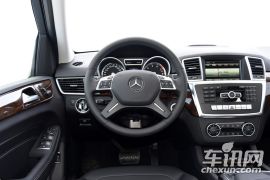 奔驰-奔驰M级-ML 400 4MATIC动感型  ￥91.6