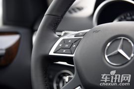 奔驰-奔驰M级-ML 400 4MATIC动感型  ￥91.6