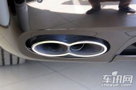 宾利-飞驰-4.0T V8 尊贵版   ￥335.8