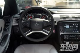 奔驰-奔驰R级-R 400 4MATIC豪华型  ￥80.6