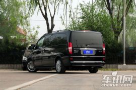 福建奔驰-唯雅诺-3.5L 卓越版   ￥68.9