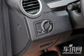 上汽集团-荣威e550-旗舰版