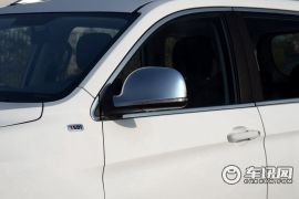 福田汽车-萨瓦纳-2.0T 四驱汽油尊享版7座