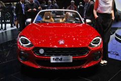 菲亚特-124 Spider