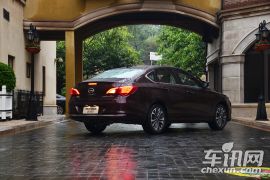 广汽乘用车-传祺GA6-235T 自动尊贵版  ￥16.38