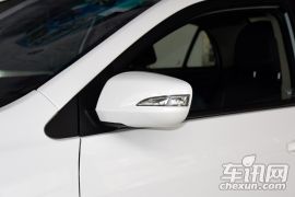 比亚迪-比亚迪e5-300 豪华型